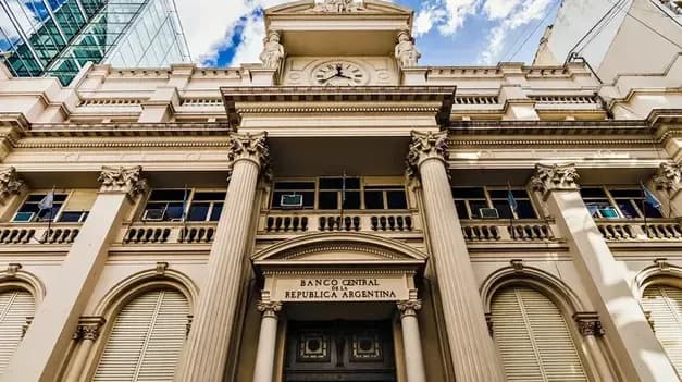 Banco Central: Estrategia de Compra de Dólares Genera Expectativas en el Mercado Financiero