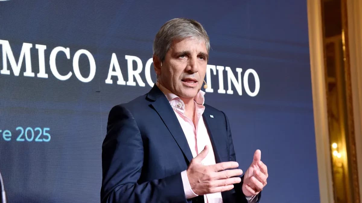 Caputo y el BCRA: Récord histórico de reservas y estrategia financiera en Argentina