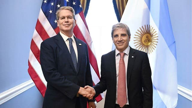 Bessent abre puerta a nueva intervención del Tesoro de EE.UU. en Argentina