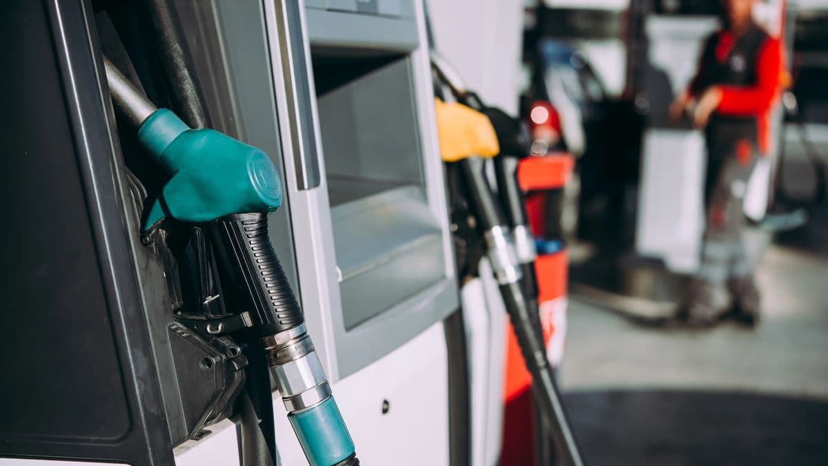 Combustibles: Gobierno posterga suba de impuestos hasta noviembre