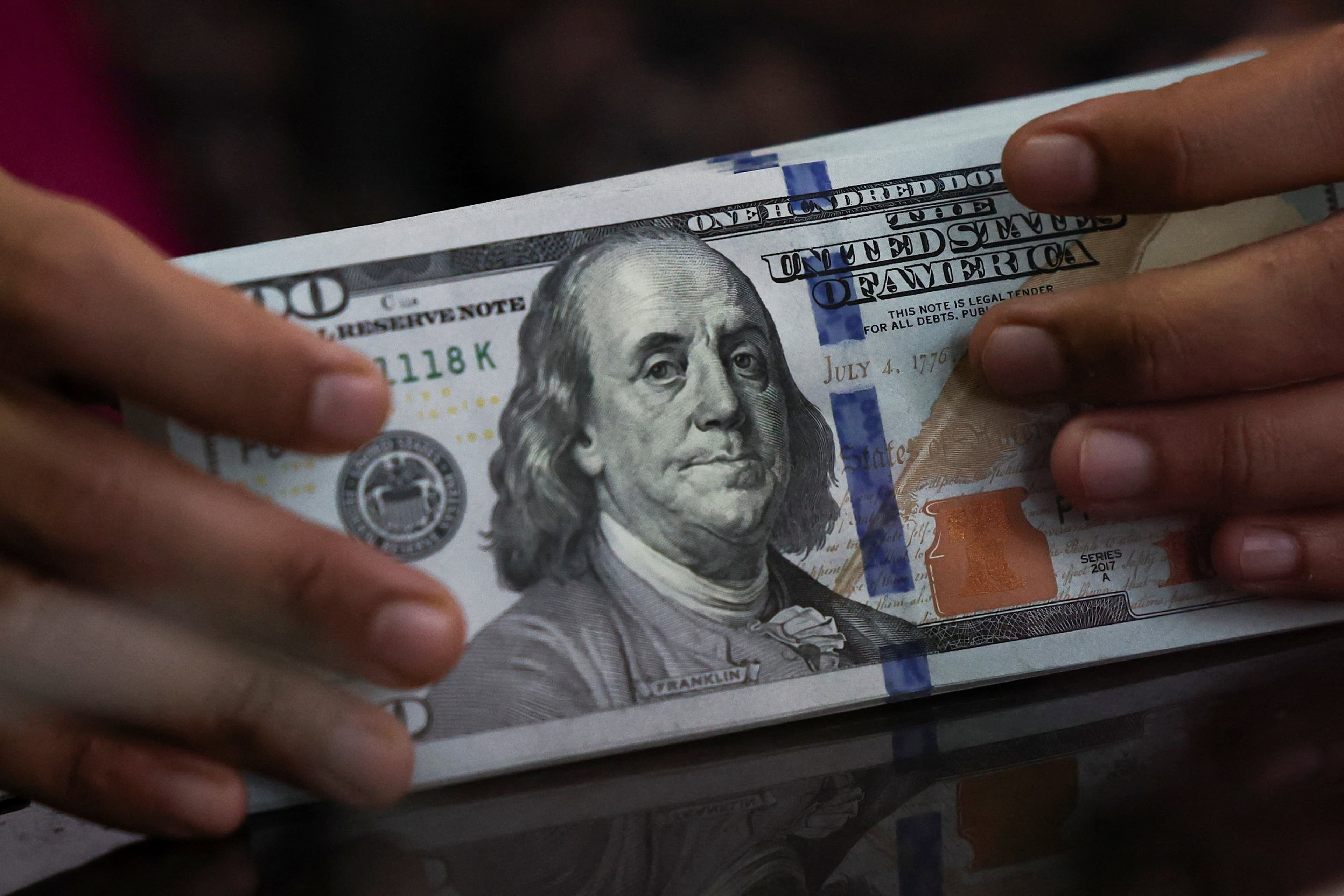 Créditos en dólares: el Gobierno amplía financiamiento para empresas