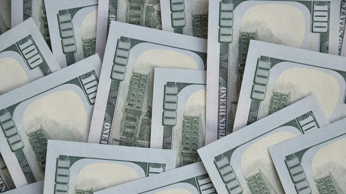 Dólar blue hoy: cerró a $1.540 en la city porteña