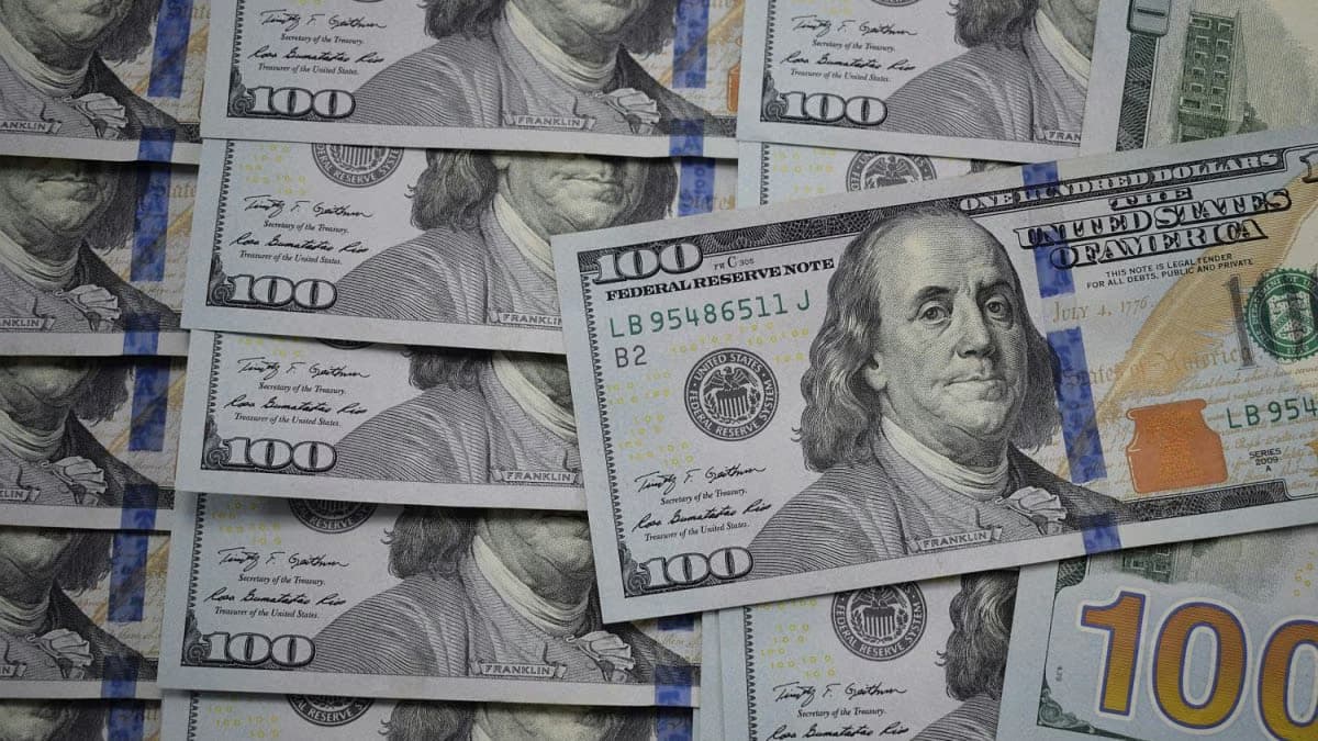 Dólar hoy 12 de octubre: blue a $1.540, oficial a $1.535