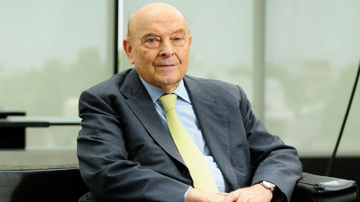 Cavallo cuestiona el ajuste de Milei: alerta por caída de inversión