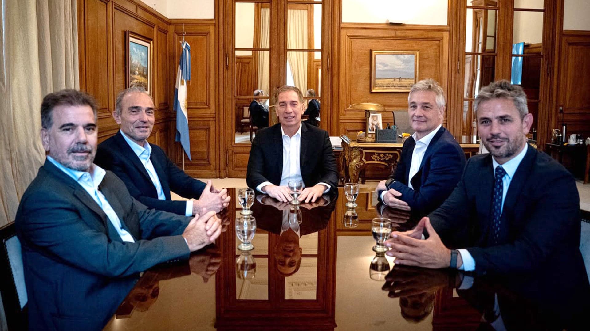 Elecciones 2027: inversores dudan mientras mora frena reactivación