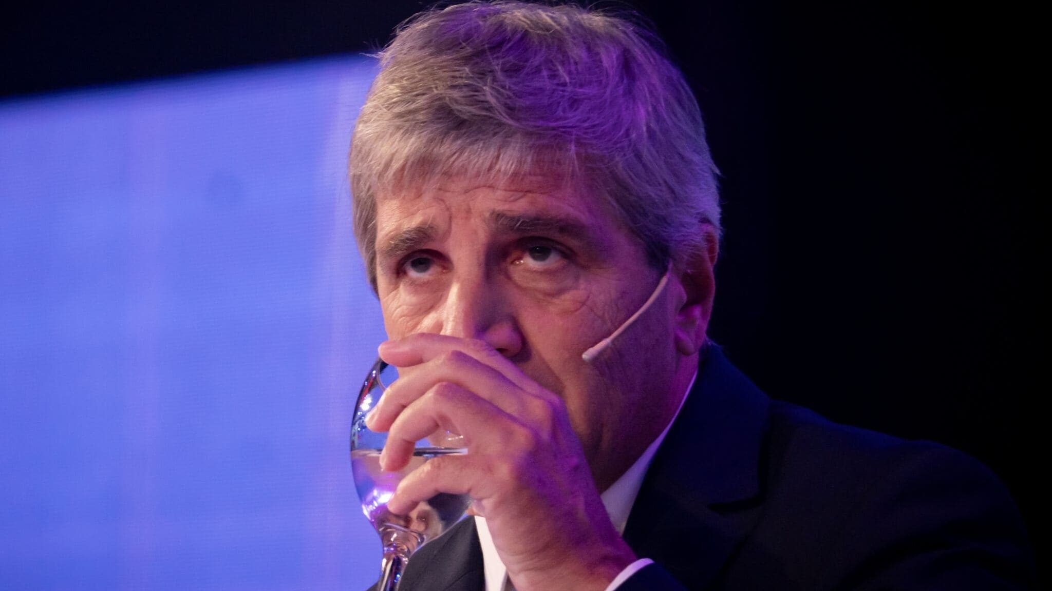 Investment Grade: el objetivo de Caputo para fin del segundo mandato de Milei
