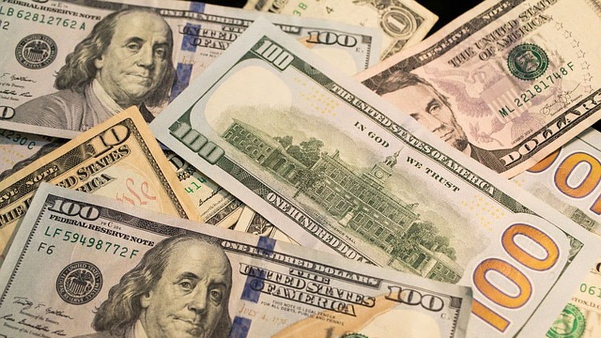 Dólar mayorista: cayó a $1.490,50 pero amplió brecha con el blue