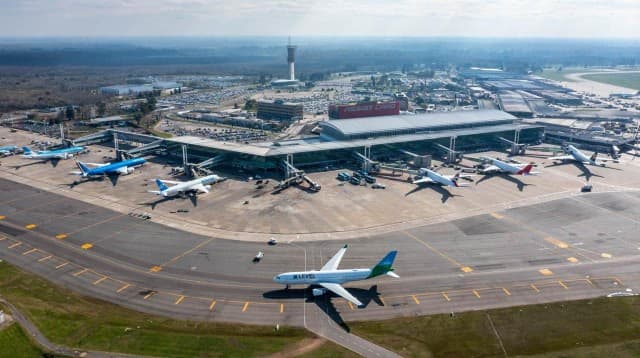 Aerolíneas extranjeras: el Gobierno simplifica trámites de ingreso