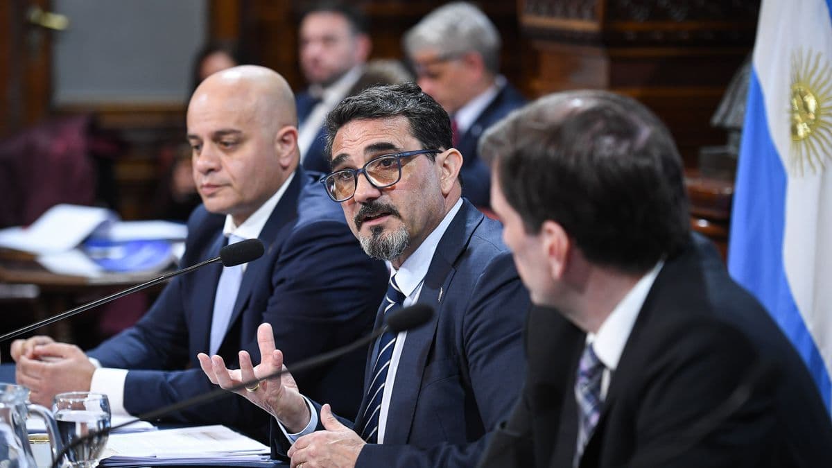 Privatizaciones 2026: Gobierno relicitará Intercargo a menor precio