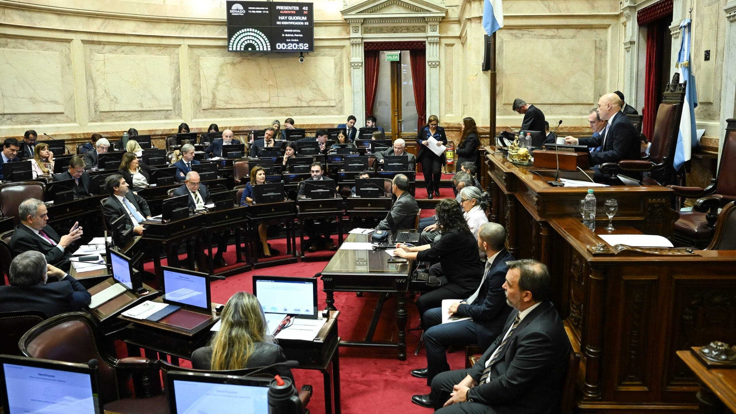 Reforma del BCRA: qué cedió LLA y cómo quedan los votos
