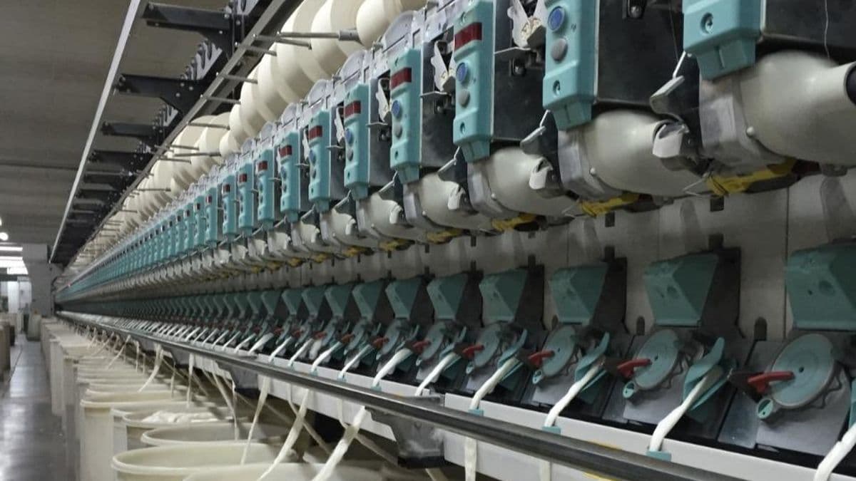 Textiles rechazaron a Caputo: industria cayó solo en Macri