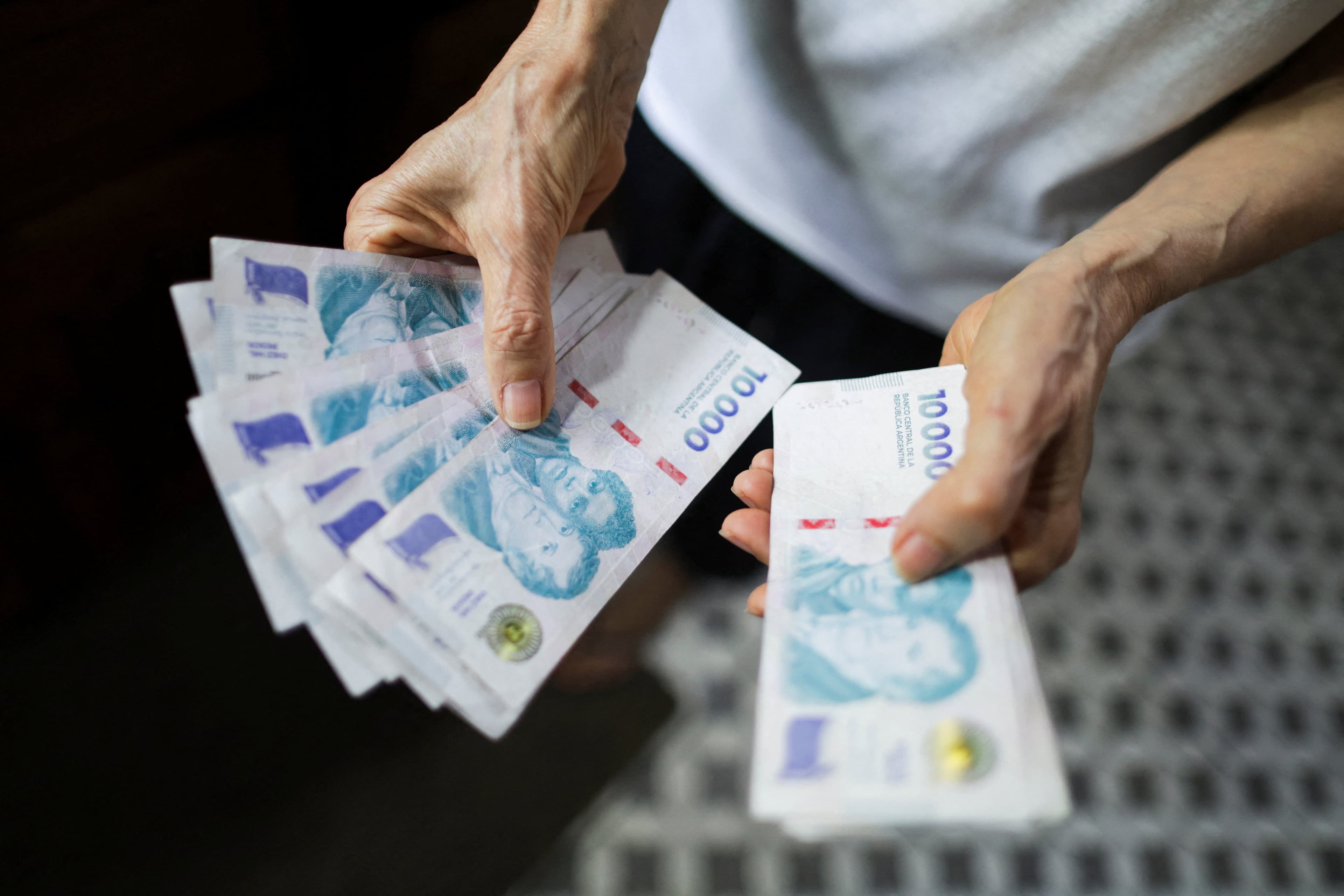 Inflación julio 2026: naftas y dólar, los factores clave