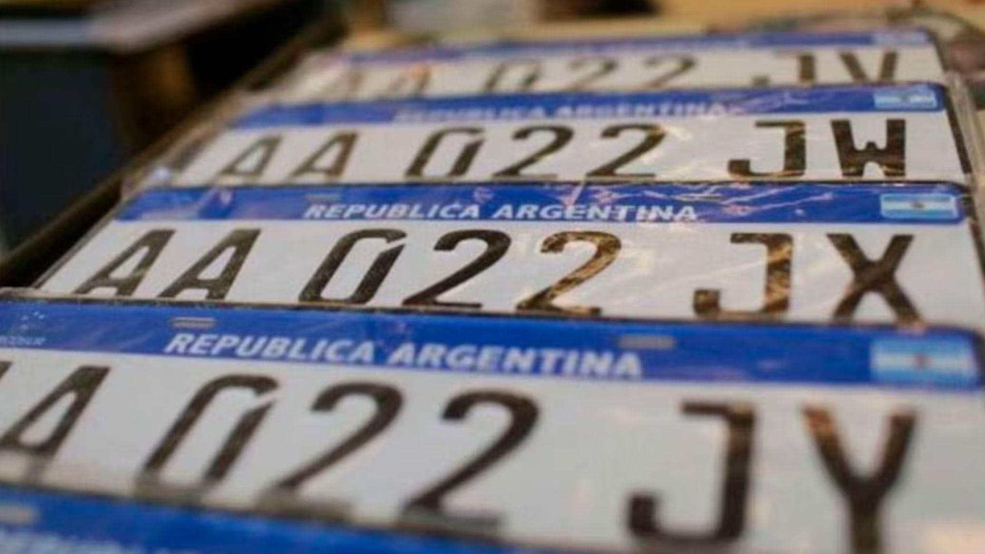 Patentes CABA 2027: baja histórica y 152.000 autos quedan exentos