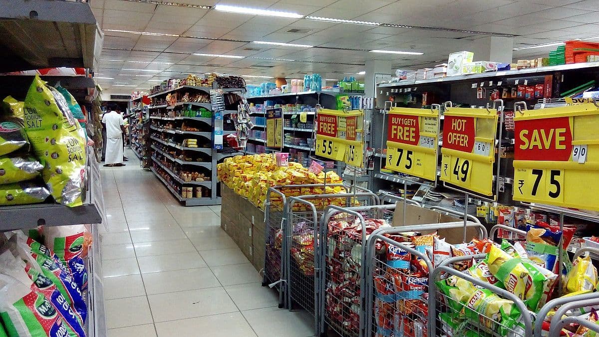 Confianza del consumidor EEUU: cayó a 51 puntos en agosto