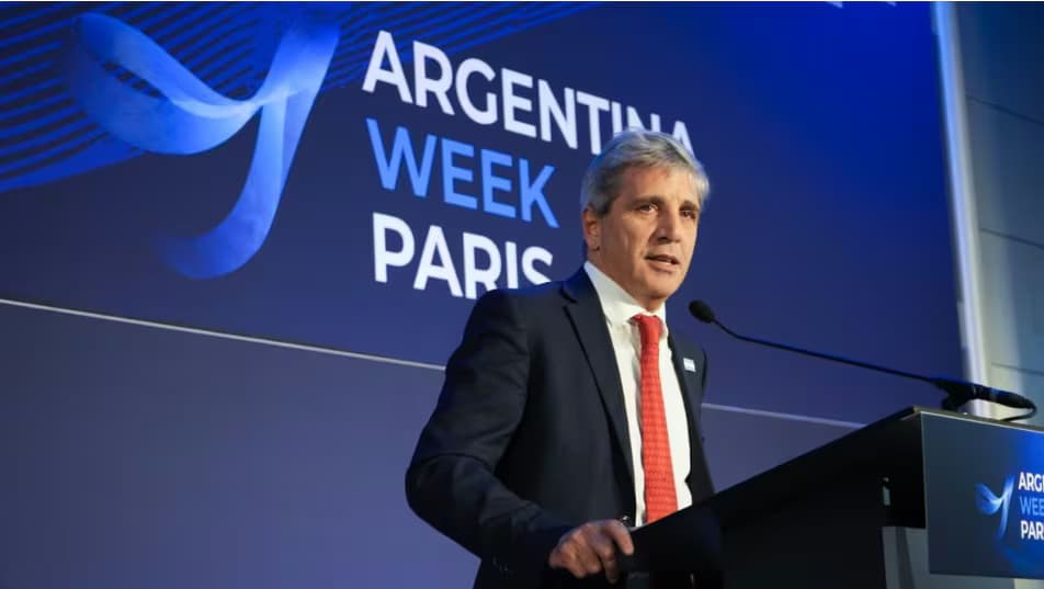 Deuda 2027: Caputo evalúa alternativas ante tasas altas