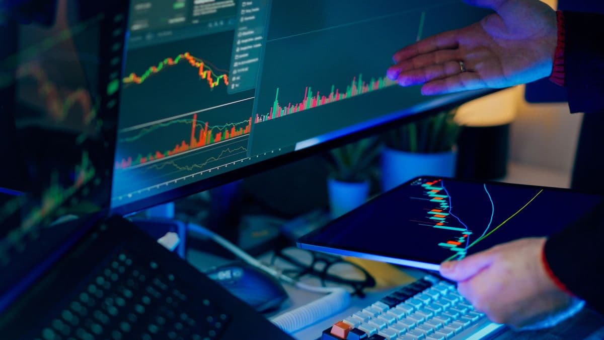 Bonos en dólares suben pero riesgo país se mantiene bajo 520 puntos
