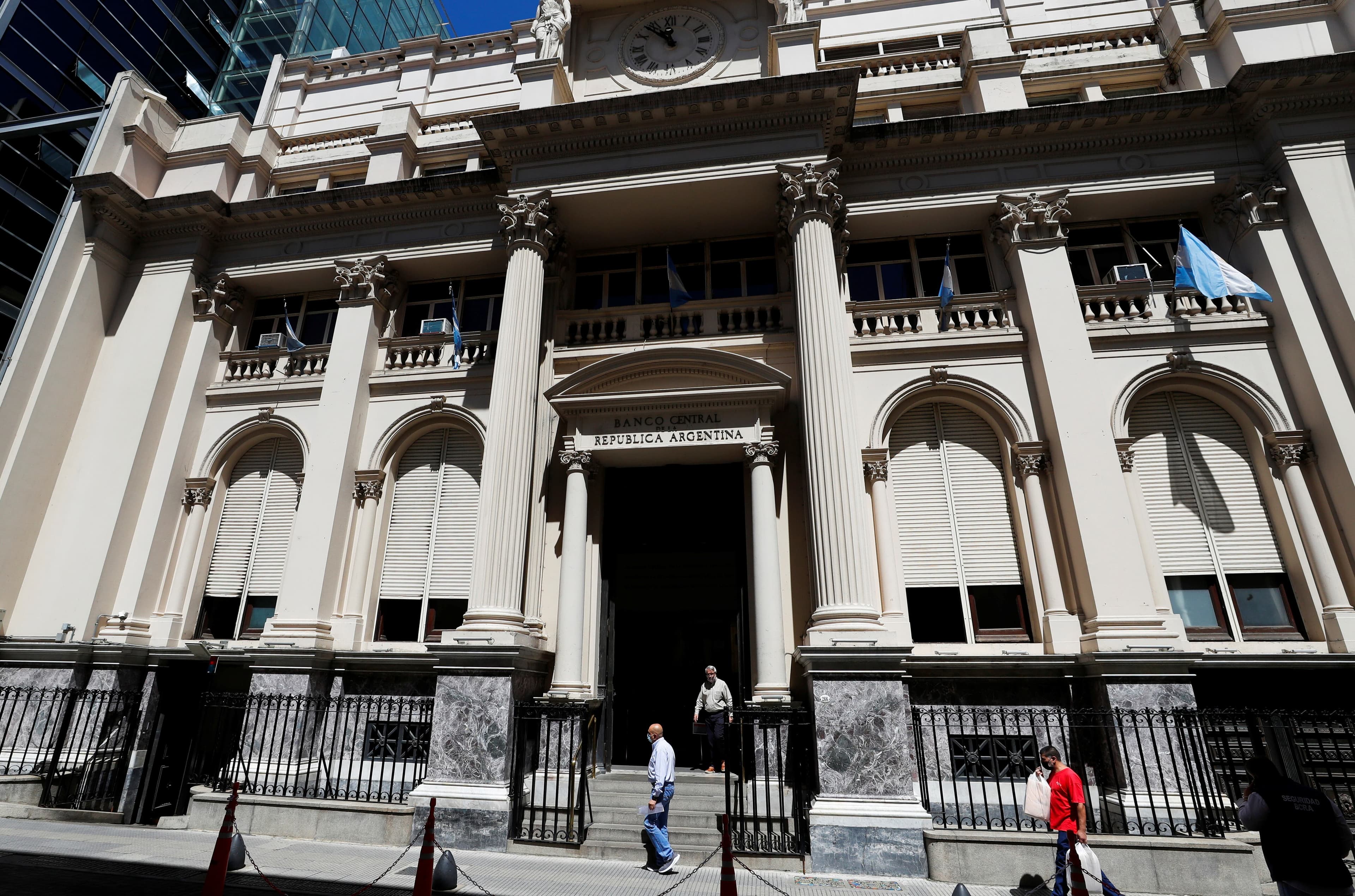 BCRA advierte cinco riesgos externos para la economía argentina