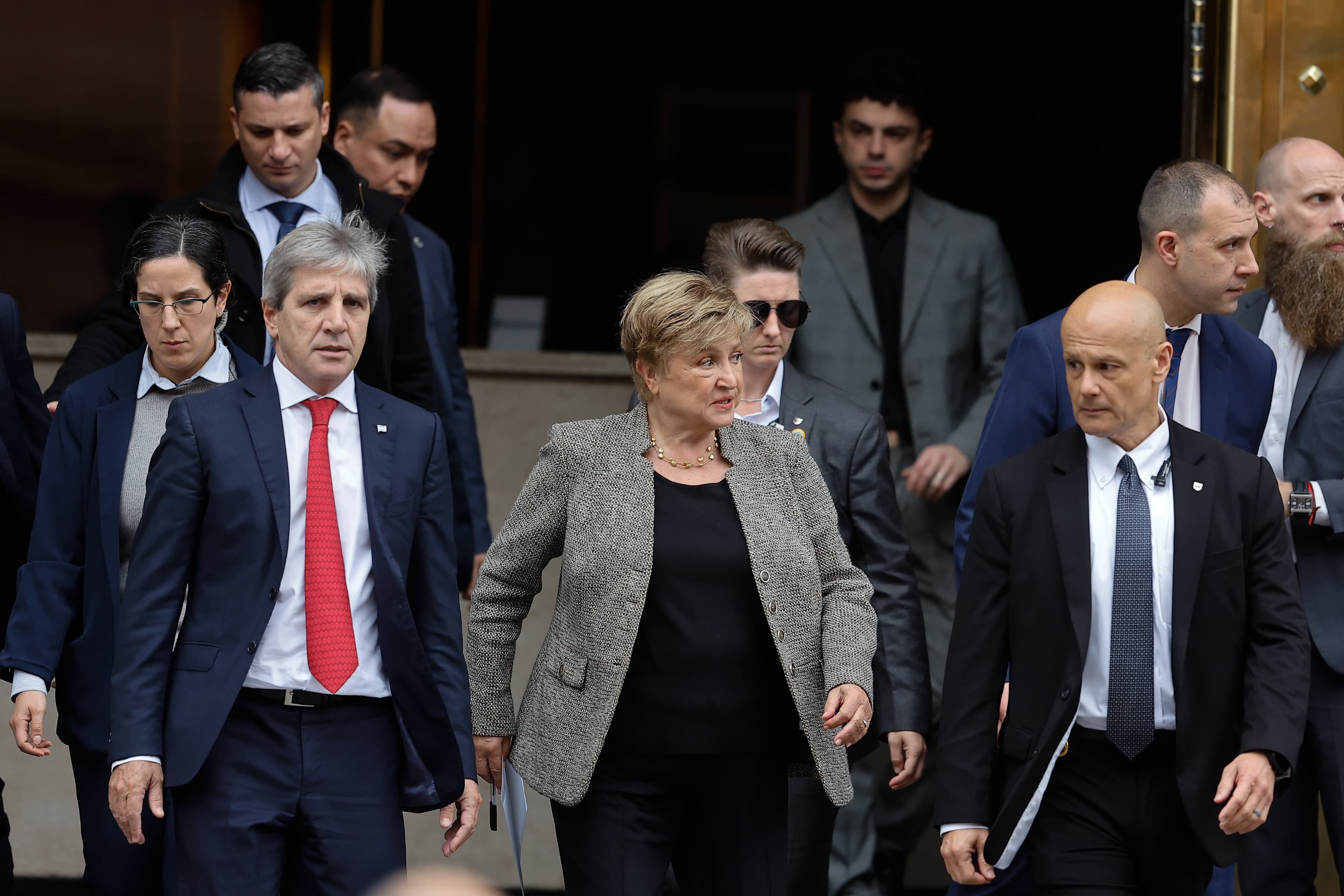 Tercera revisión FMI: el superávit de agosto que respalda
