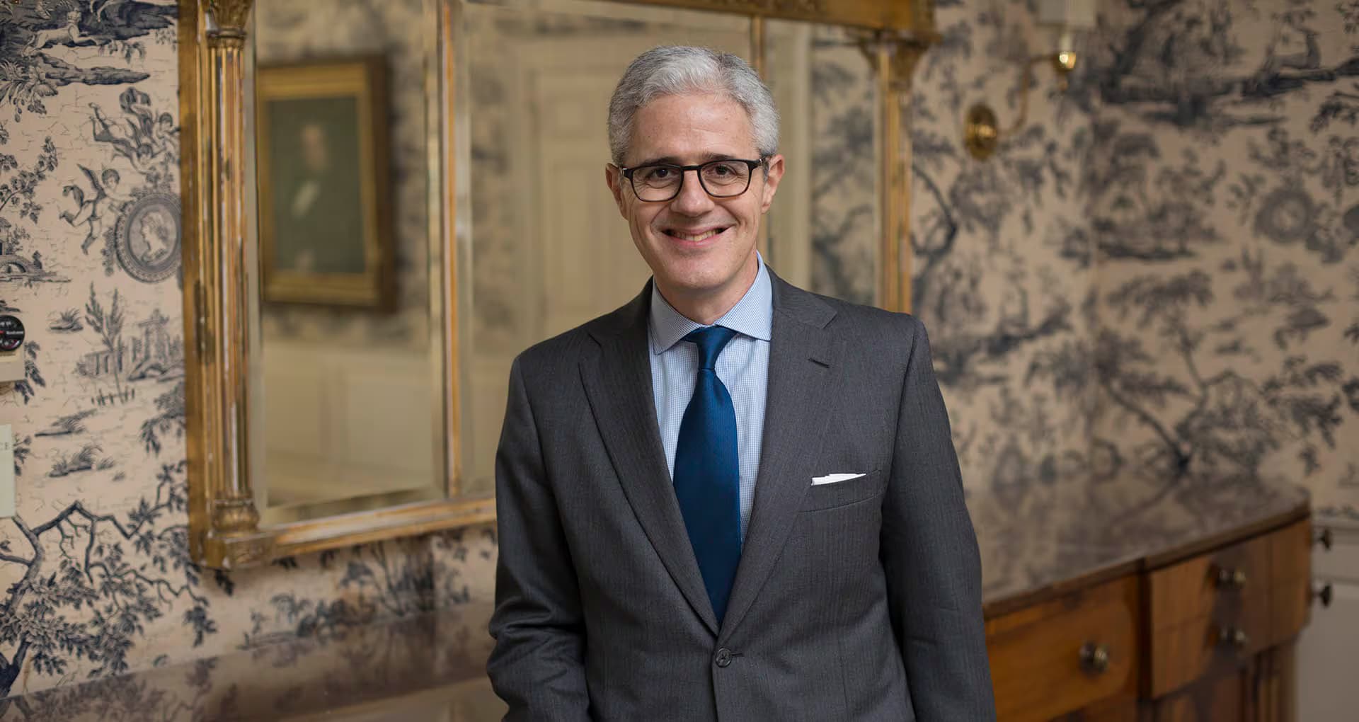 Alberto Ades: el economista de Wall Street que asesora a Milei