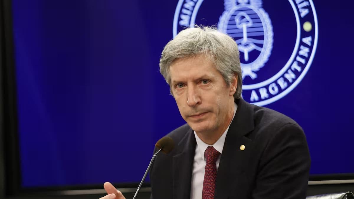 Bausili: economía crece al 2% anual y el miedo frena la inversión