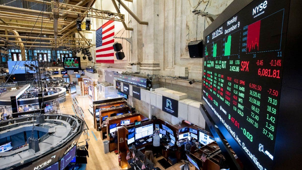 Wall Street marca récords mientras petróleo sube 4% en la semana